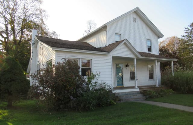 24 WING AVE - 24 Wing Avenue, Dover Plains, NY 12522