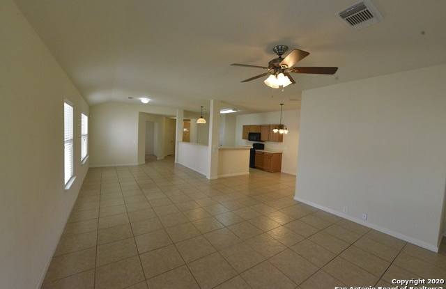 3907 Canyon Pkwy Gallery 4