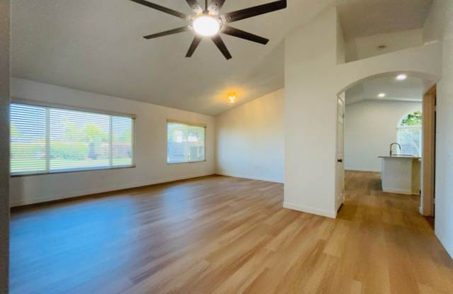 Beautiful Rancho Belago Home for Lease!! AVAILABLE NOW!! Gallery 4