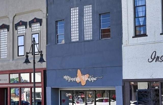 210 W Main photos photos