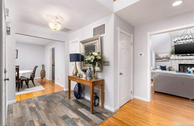 5 Bay Woods Drive Gallery 3