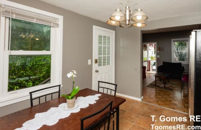 41 Hayes St. - 41 Hayes Street, Framingham, MA 01702