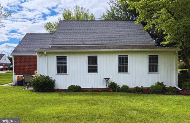 25 VALLEY Road Gallery 4