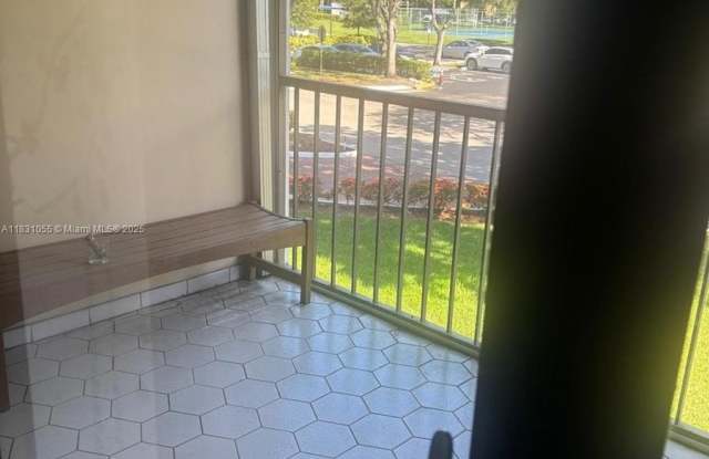 16251 Golf Club Rd photos photos