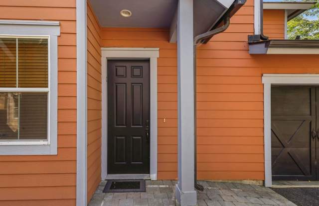 2 Bdrm 2 bath Gallery 3
