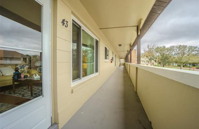 2295 BELGIAN LANE Gallery 3