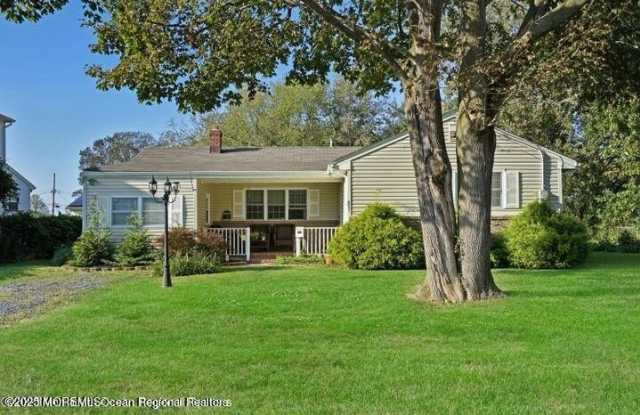 81 Berry Place - 81 Berry Place, Long Branch, NJ 07740