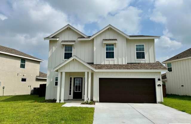 2105 YUCCA photos photos