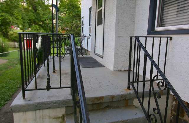 232 WILLOW AVENUE Gallery 2