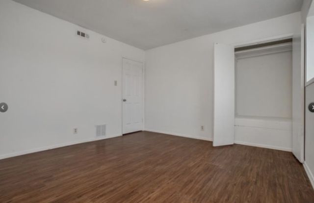 2411 Mission Hill Drive Gallery 4
