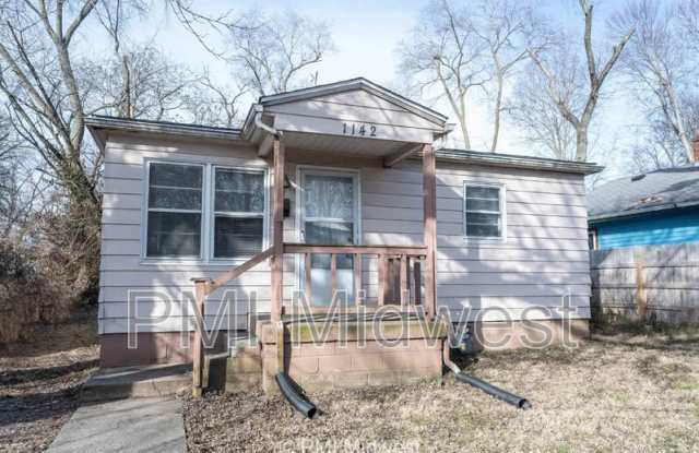 1142 Sharon Ave - 1142 Sharon Avenue, Indianapolis, IN 46222