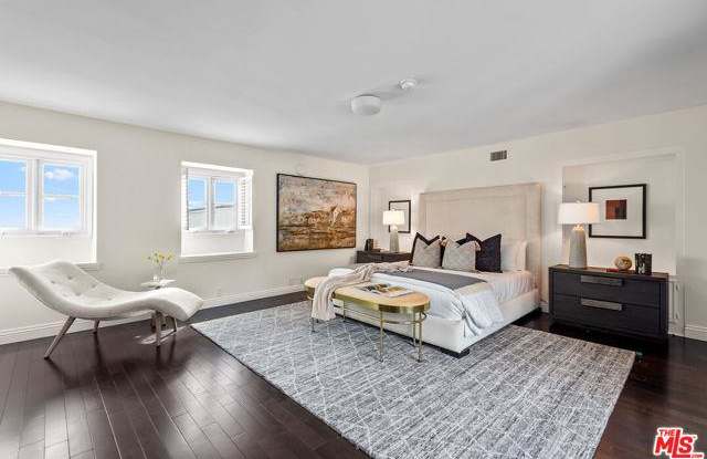 1151 North Hillcrest Road - 1151 North Hillcrest Road, Beverly Hills, CA 90210