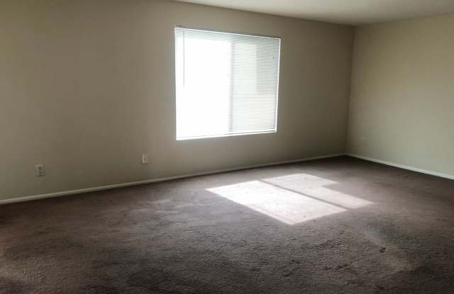 Great 4 bedroom in Dobson Ranch Gallery 4