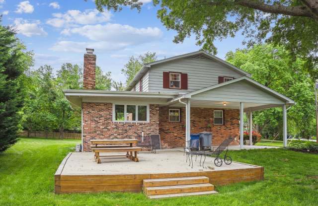 1110 Anesbury Ct Gallery 4