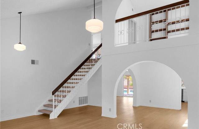22086 Esplendor Gallery 3