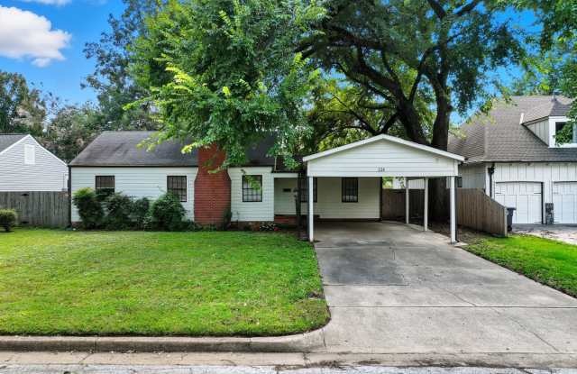 Charming 3-Bedroom Near Brookside  The Gathering Place! photos photos