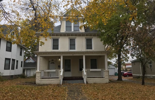 1601 Van Buren Ave - 1601 Van Buren Avenue, St. Paul, MN 55104