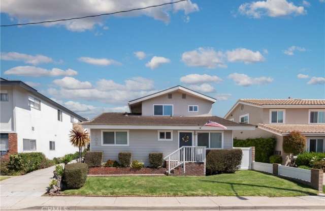 2703 Curtis Avenue - 2703 Curtis Avenue, Redondo Beach, CA 90278 2703 Curtis Avenue - 2703 Curtis Avenue, Redondo Beach, CA 90278