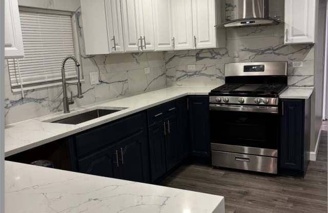 Beautifully Updated 2-Bedroom Home in East Chicago - 4806 Alexander Avenue, East Chicago, IN 46312