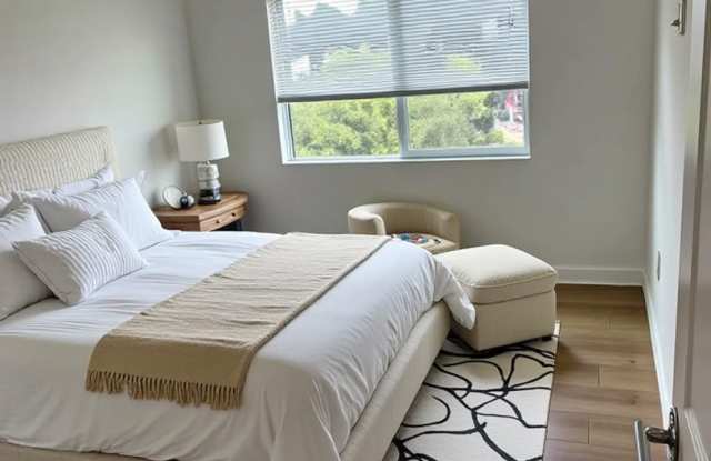 Newly renovated One Bedroom One Bathroom Apartment Gallery 4