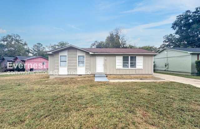 1560 Meadow Lane photos photos