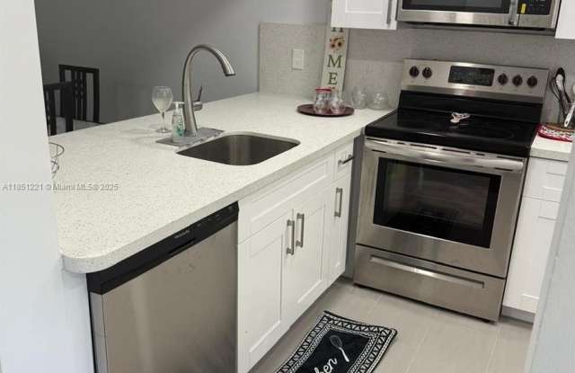 1102 Bahama Bnd photos photos 1102 Bahama Bnd photos photos