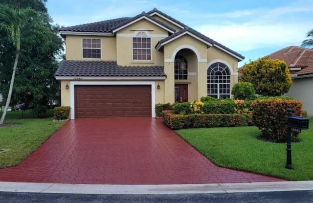 10885 La Salinas Circle - 10885 La Salinas Circle, Palm Beach County, FL 33428
