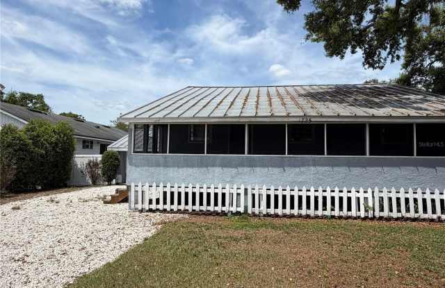 1725 FAIRVIEW SHORES DRIVE photos photos