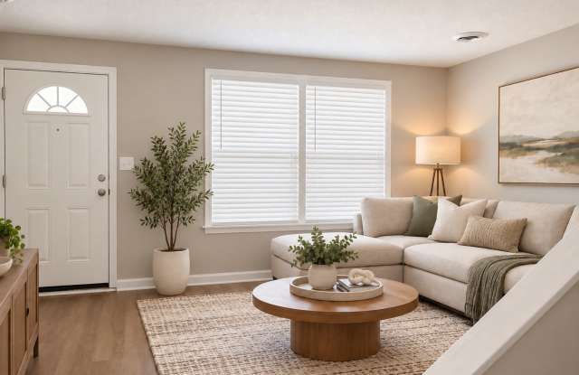 1 month FREE with 13 month lease!END UNIT!! 2 Bed/1.5 Bath Townhouse! Water/Garbage Included! Walk to APSU! Gallery 3