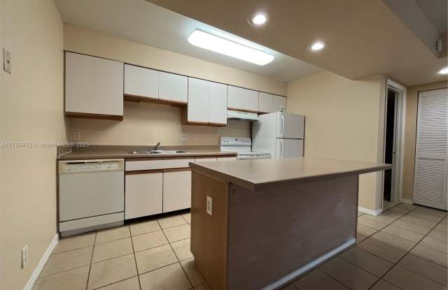 3985 W Mcnab Rd photos photos