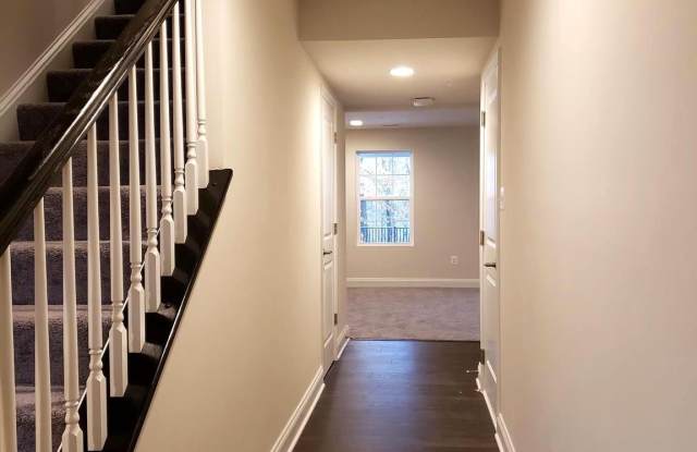 3639 DUCKHORN WAY Gallery 2