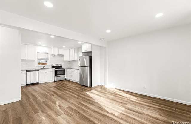 56 ORCHARD Avenue Gallery 3