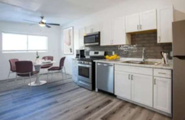 Vertical North photos photos Vertical North photos photos