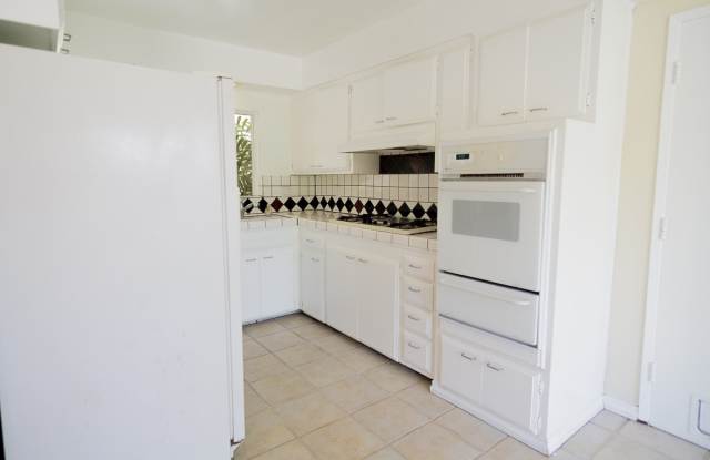 5220 Joan Ct Gallery 2