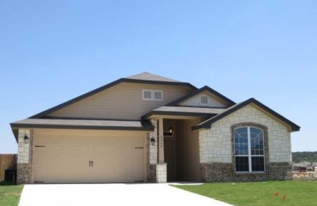 Nice Home on the Loop - 2910 Canadian River Loop, Killeen, TX 76549
