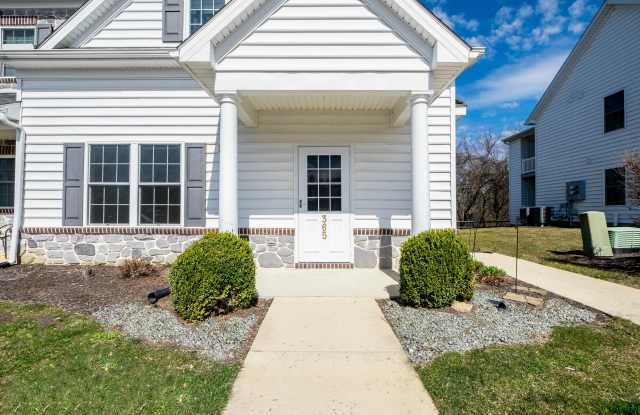 301 College Manor Ave photos photos