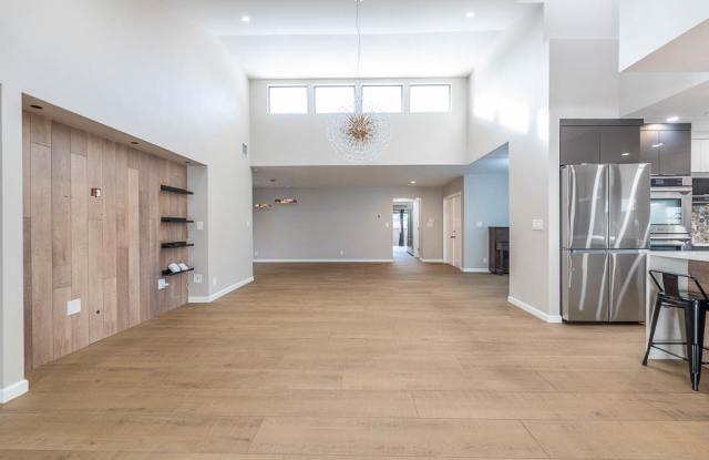 6876 Palmar Ct Gallery 4