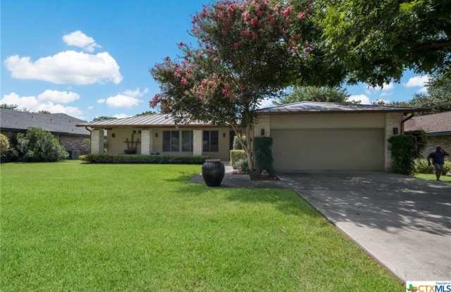 107 Rest Haven Street - 107 Rest Haven Street, McQueeney, TX 78123