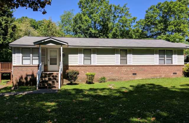 Great Duplex Conveniently Located in Charlotte photos photos Great Duplex Conveniently Located in Charlotte photos photos