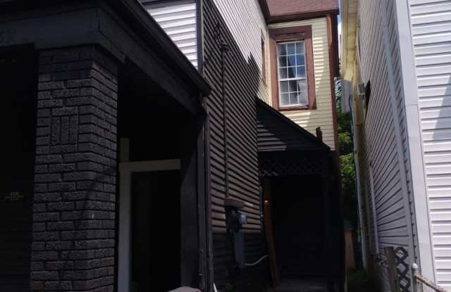 2531 West Main Street Gallery 3