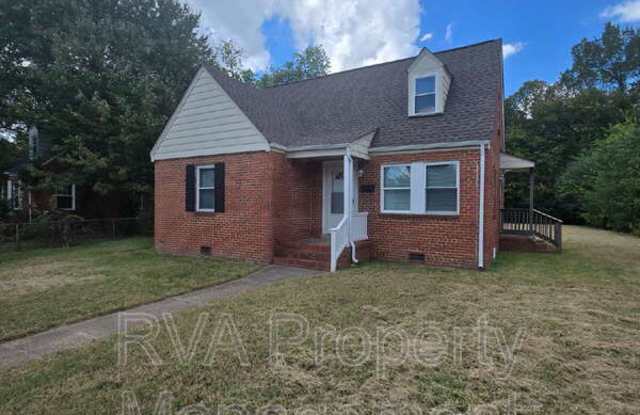 3417 Danbury Road Gallery 1