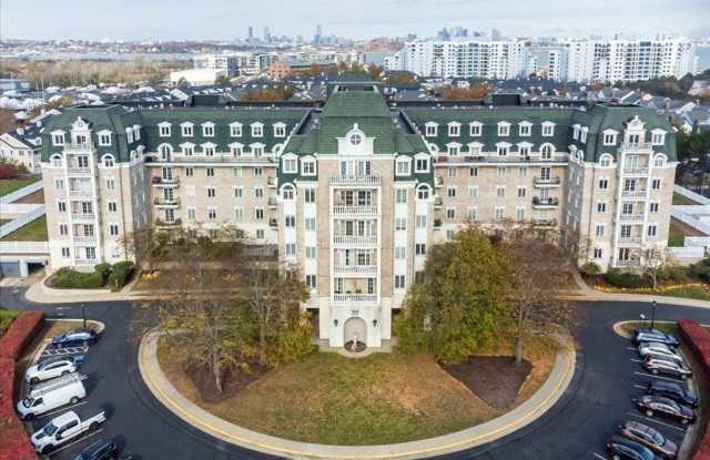 100 Marina Dr - 100 Marina Drive, Quincy, MA 02171