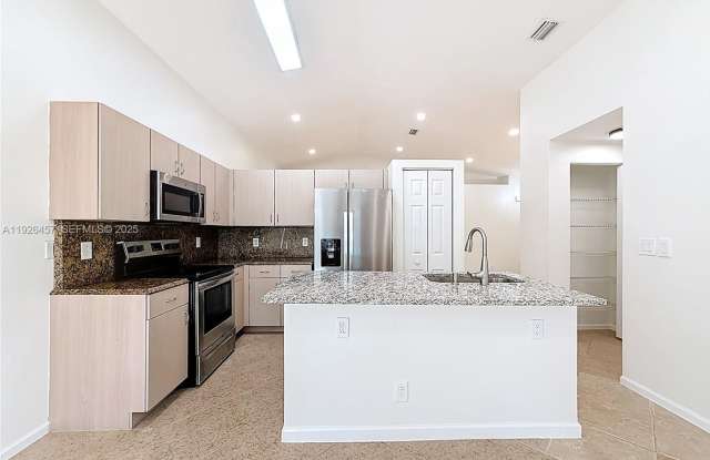 17738 SW 20th Street, Miramar, FL 33029 Gallery 4