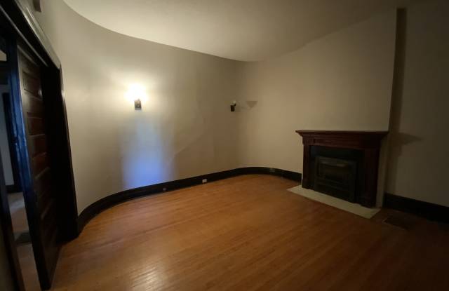 26 Lewis Pl Gallery 3