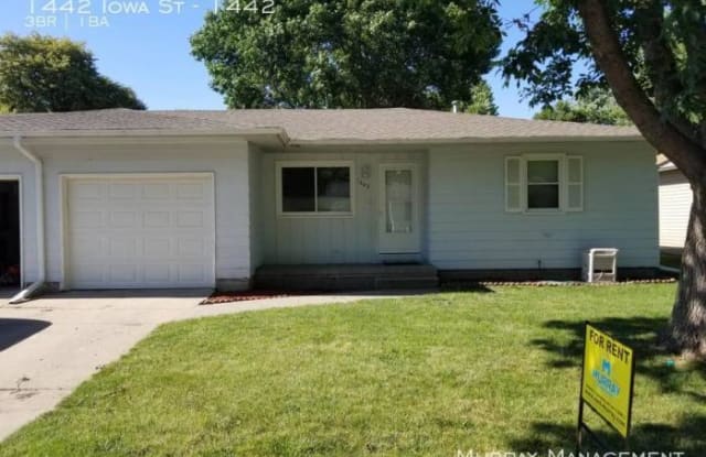 1442 Iowa St - 1442 Iowa St, Fremont, NE 68025