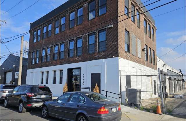 2520 MORRIS Street Gallery 2
