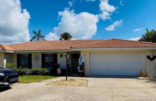 512 Gunwale Lane photos photos
