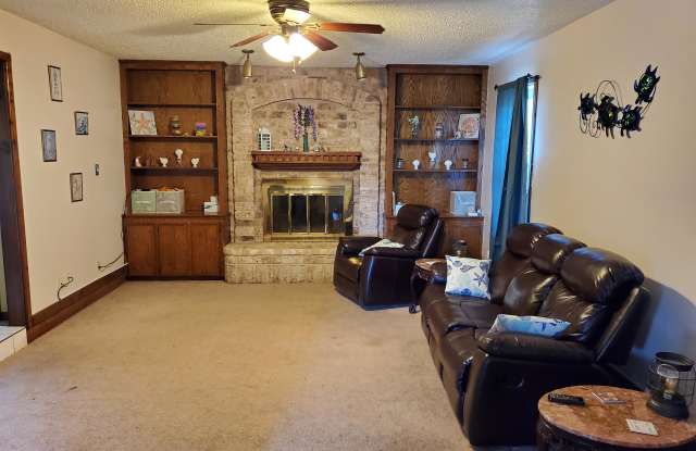13817 River Canyon Drive Gallery 2