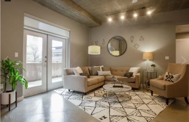 200 Lavaca St 0332 Gallery 3