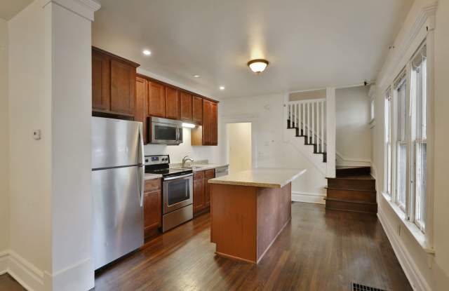 NEWLY RENOVATED NORTH CAMPUS - 3 BEDROOM 2 FULL BATHROOMS photos photos